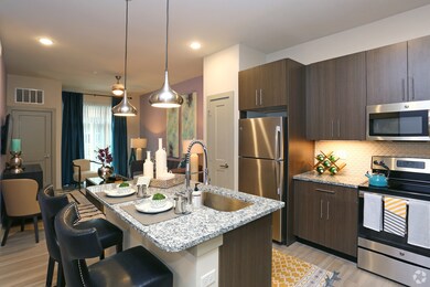 680 E Algonquin Rd unit 1203, Schaumburg, IL 60173 - photo 4