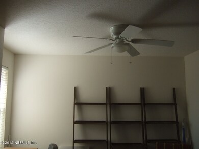 8861 Inlet Bluff Dr, Jacksonville, FL 32216 - photo 4