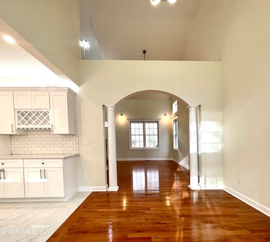 11 Poplar Dr unit B, Halfmoon, NY 12065 - photo 6