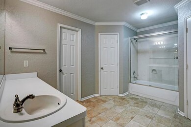 10951 Fern Terrace Dr, Houston, TX 77075 - photo 6