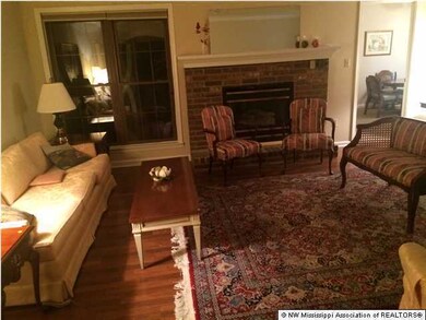 112 N Parkway St, Hernando, MS 38632 - photo 5