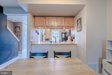 3610 Robin Air Ct, Pasadena, MD 21122 - photo 7