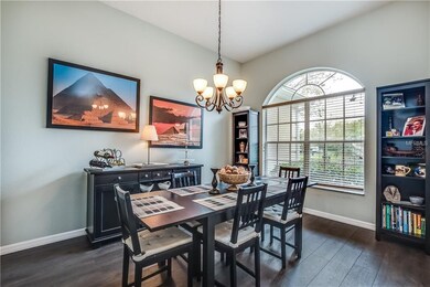 FORMAL DINING AREA
