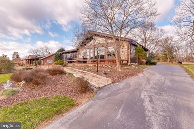 475 River Cliff Dr, Harpers Ferry, WV 25425 - photo 3