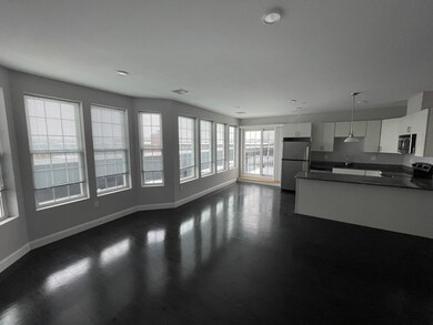 431 River St unit 501, Waltham, MA 02453 - photo 3