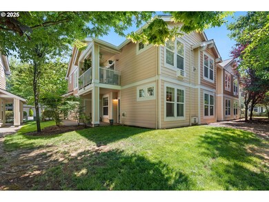 7193 SW Oliver Terrace unit B, Beaverton, OR 97007 - photo 3