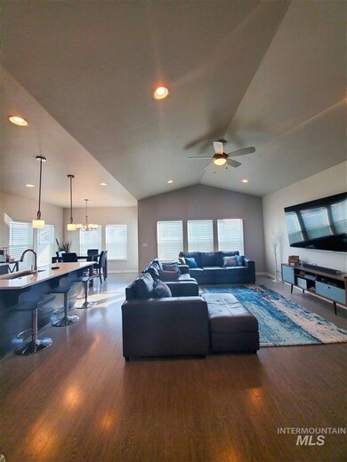 1205 Starlight Loop, Twin Falls, ID 83301 - photo 3