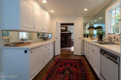 bulters pantry1