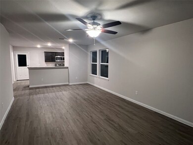 1 Holly Ln, Huntsville, TX 77340 - photo 3