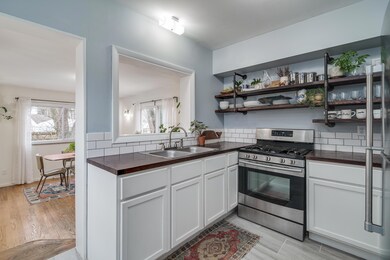 3475 Maize Rd_MLS_06