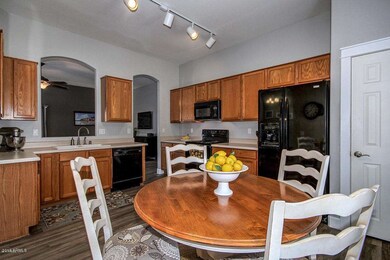eat in kitchen