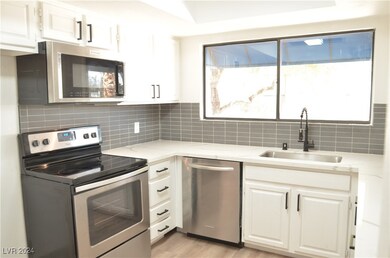2615 Red Rock St unit 101, Las Vegas, NV 89146 - photo 5