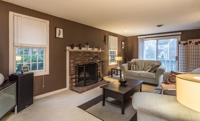 198 Twin Lakes Dr, Halifax, MA 02338 - photo 2