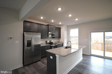 44 Marineris Cir, Martinsburg, WV 25405 - photo 3