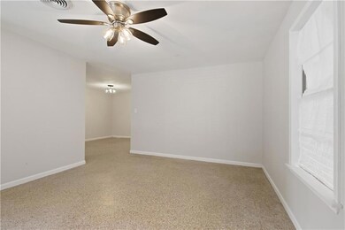 1068 S Audubon St, Slidell, LA 70460 - photo 3