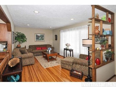 4830 Shady Ln N, Minnetonka, MN 55345 - photo 2