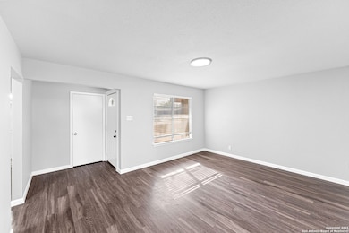 4319 Algruth Dr, San Antonio, TX 78220 - photo 6