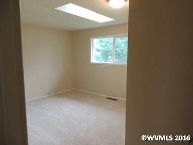 835 Kumler St SE, Salem, OR 97302 - photo 5