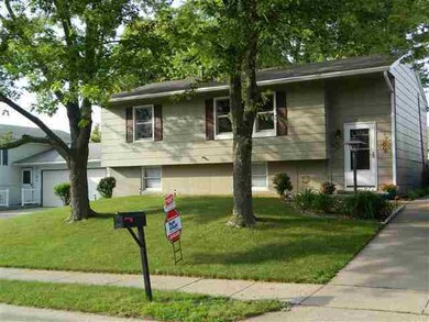 2024 W 55th St, Davenport, IA 52806 - photo 2