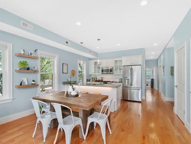 235 Lowell St unit 3, Somerville, MA 02144 - photo 6