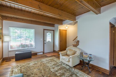 Living Rm.
