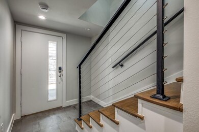 5907 Lindell Ave unit C, Dallas, TX 75206 - photo 3