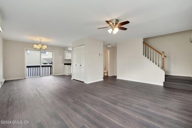 52 Weaver St unit 2, Greenwich, CT 06831 - photo 3