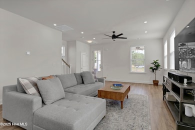 Living/Dining Areas