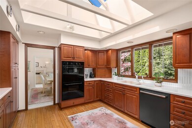 3350 97th Ave SE, Mercer Island, WA 98040 - photo 6