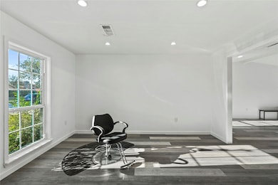 11501 Cotillion Dr, Dallas, TX 75228 - photo 4