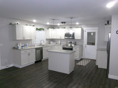 115 Elm Dr, Covington, IN 47932 - photo 5