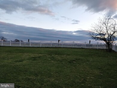 317 Raspberry Rd, Leola, PA 17540 - photo 3