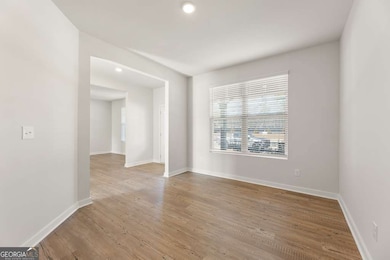 4081 Trimrose Ct, Atlanta, GA 30349 - photo 6