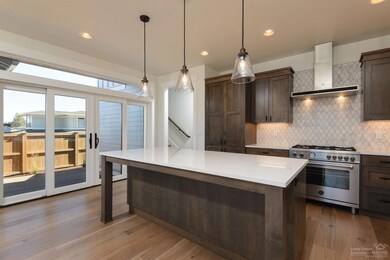 3026 NW Clearwater Dr, Bend, OR 97703 - photo 7