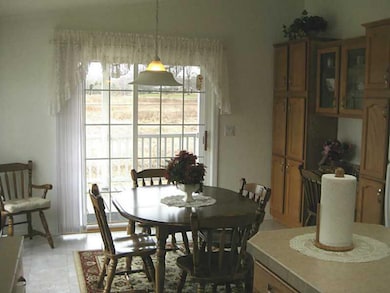 141 Sand Stone Rd, Indiana, PA 15701 - photo 4