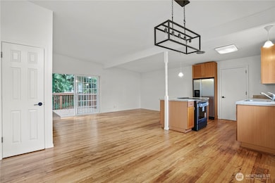 1060 149th Place SE, Bellevue, WA 98007 - photo 4