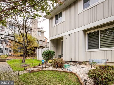 18516 Split Rock Ln, Germantown, MD 20874 - photo 3