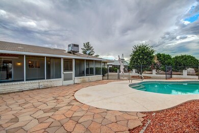 17427 N Azure Ct, Sun City, AZ 85373 - photo 6