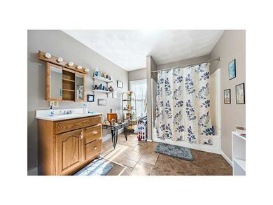 359 Child St, Warren, RI 02885 - photo 4