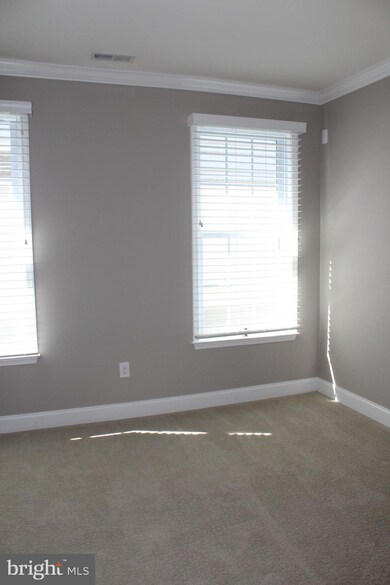 4452 Colonial Ln, Center Valley, PA 18034 - photo 2