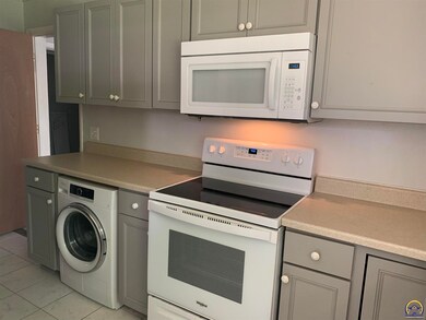 1529 SW 24th St, Topeka, KS 66611 - photo 5