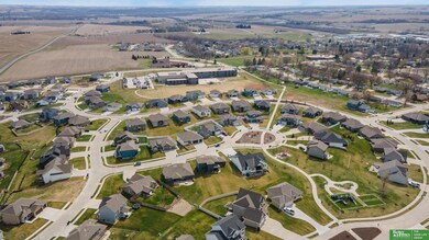 960 Elm Cir, Springfield, NE 68059 - photo 3