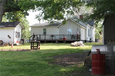 305 W Jackson St, Iva, SC 29655 - photo 6