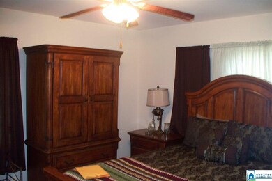 439 Argonne Dr NE, Center Point, AL 35215 - photo 7