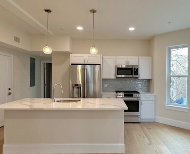 12 Arnold Cir unit 6, Cambridge, MA 02139 - photo 2