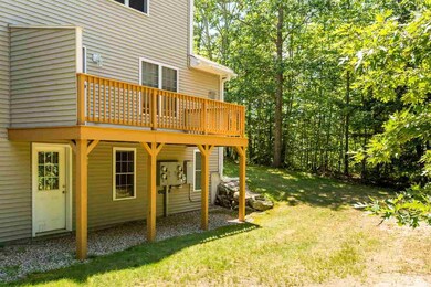 24 Lilac Ln, Newmarket, NH 03857 - photo 5