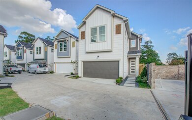 782 W Tidwell Rd unit E, Houston, TX 77091 - photo 4