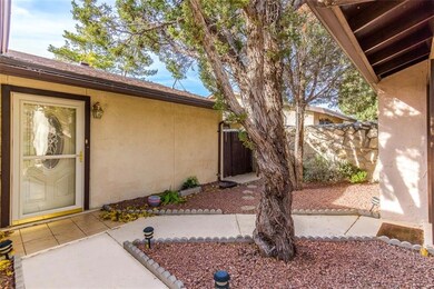 10653 Park View Cir, El Paso, TX 79935 - photo 3