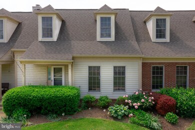 106 Charleston Ln, Frederick, MD 21702 - photo 2