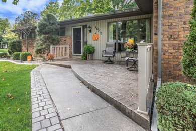 1002 Beechwood Dr, Nappanee, IN 46550 - photo 3